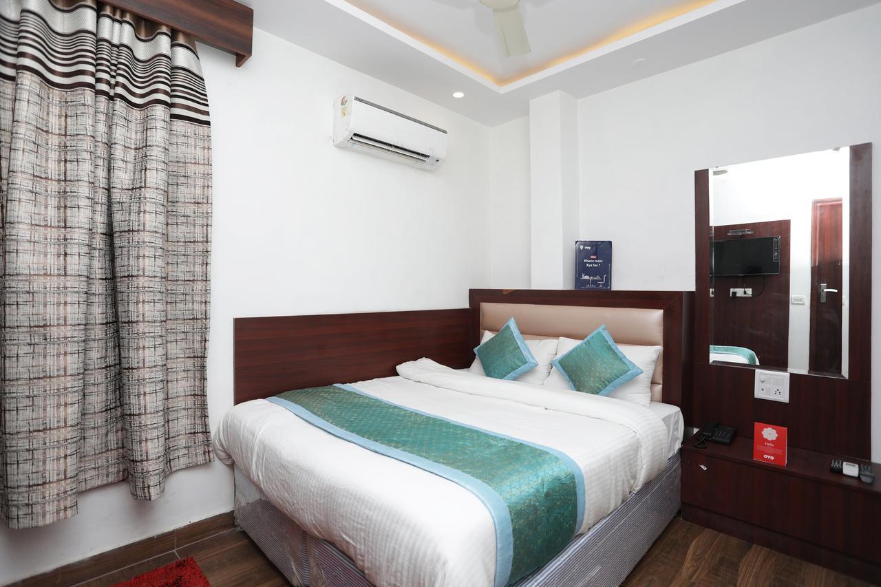 Hotel Corner Point นิวเดลี ภายนอก รูปภาพ